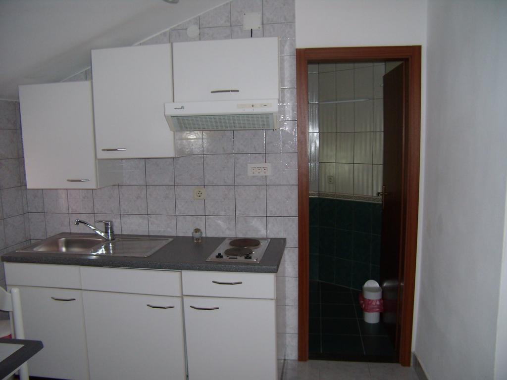 Apartment Zelencic Kali Zimmer foto